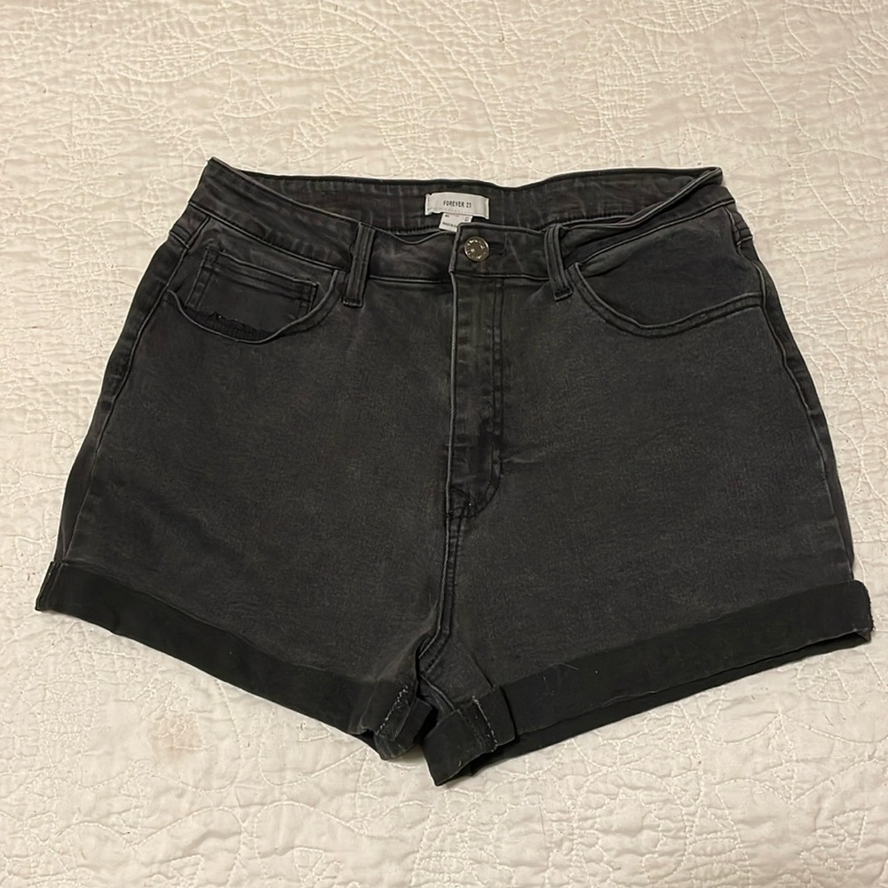 Black Forever 21 Shorts